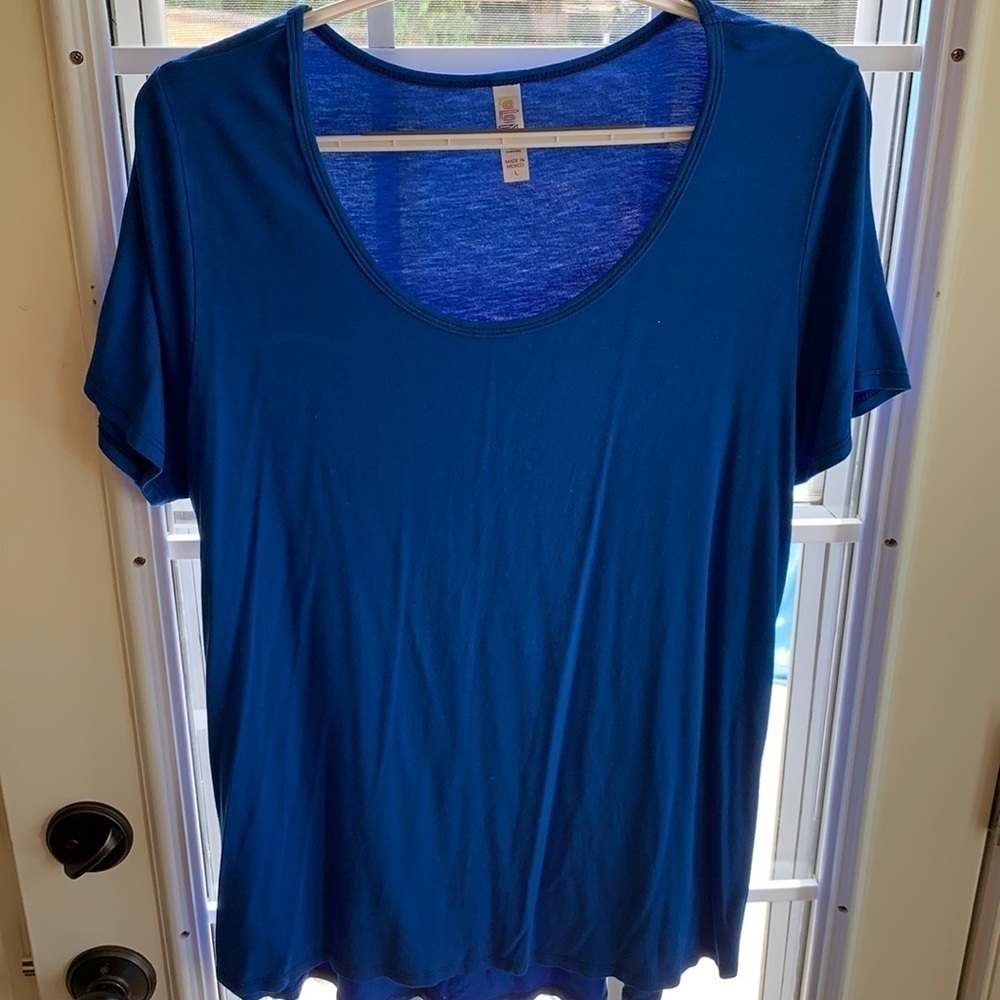 LuLaRoe top - bundle and save